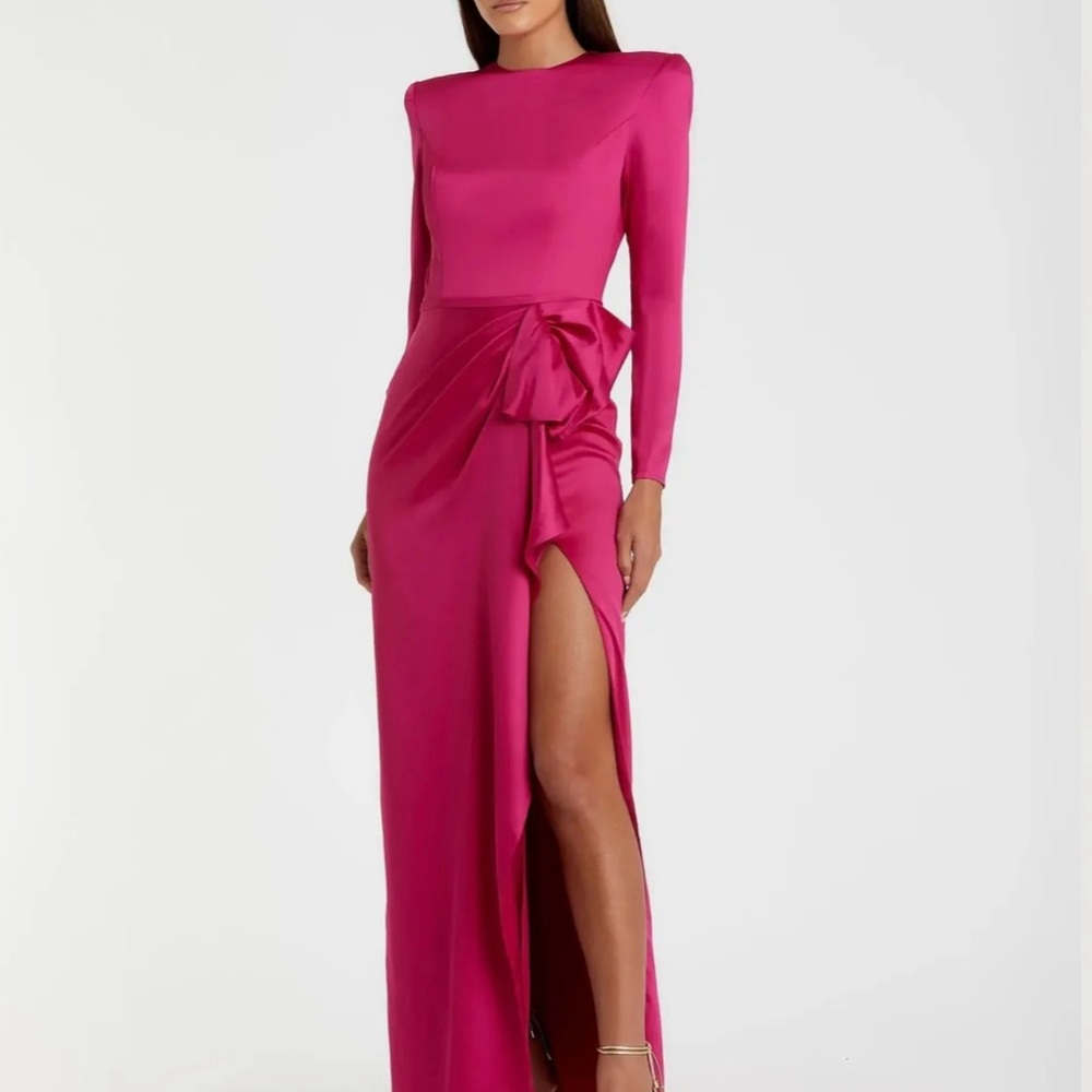 Mac Duggal Pink Long Sleeve Satin Structured Bow Draped Column Gown